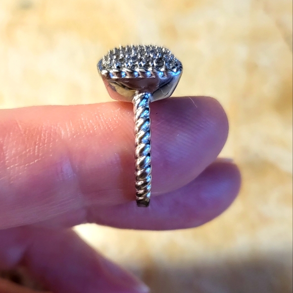 Sterling silver CZ ring - Picture 4 of 4